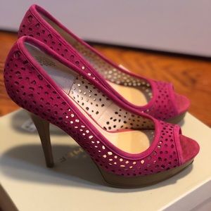 Enzo Angiolini Pink Suede Heels